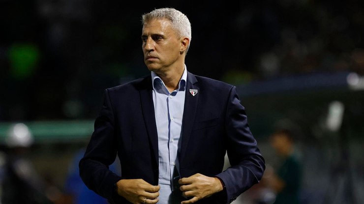 Crespo tem preocupação com Brasileiro: “Prioridade são 45 pontos”