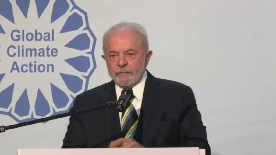 Presidente eleito, Luiz Inácio Lula da Silva (PT), discursando na COP27