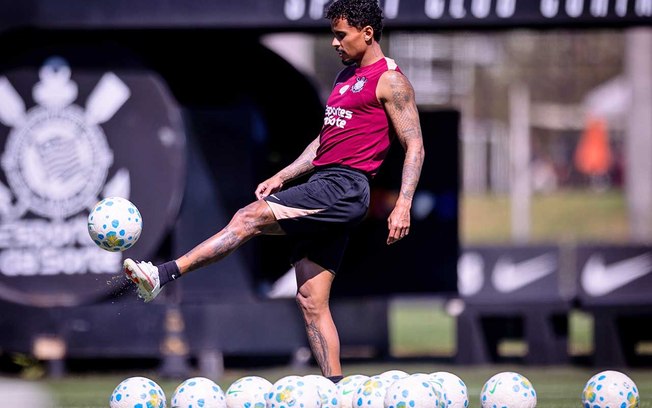 Allan, do Corinthians adquiriu uma lancha Focker 388 Gran Turismo