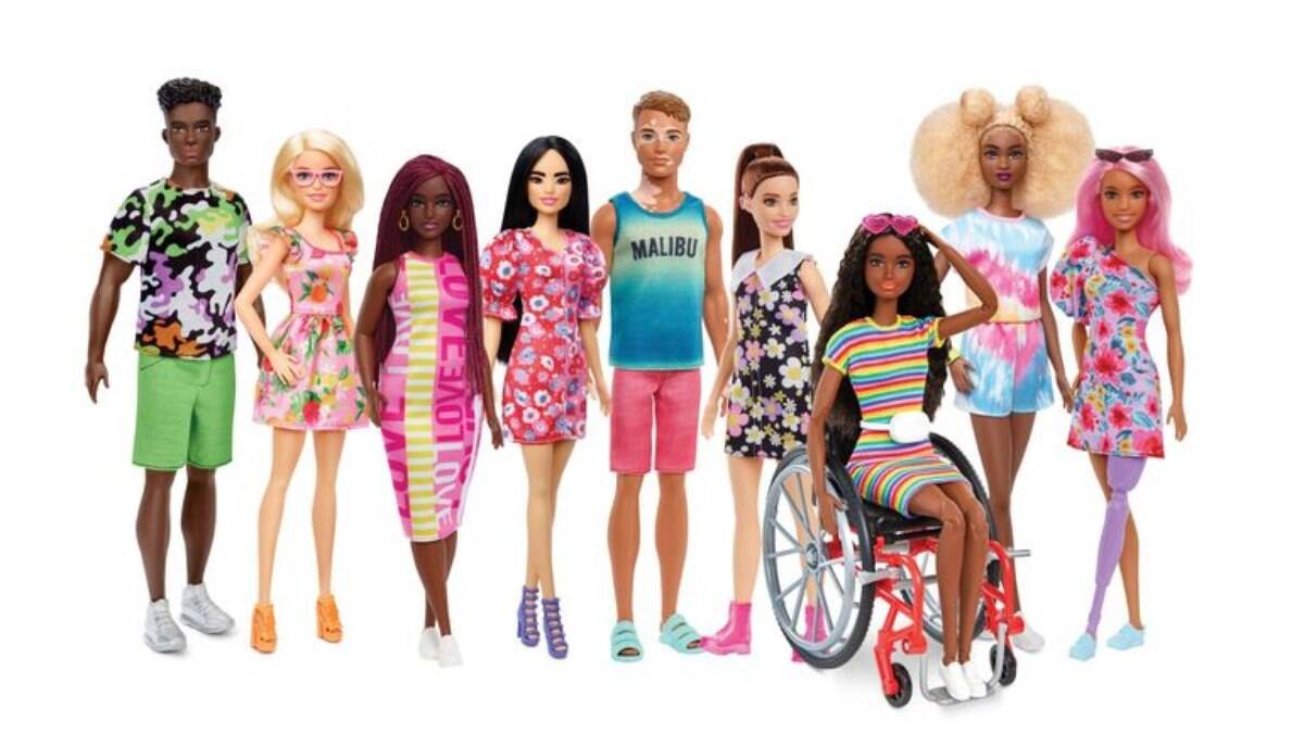 Mattel lança Barbie com aparelho auditivo e Ken com vitiligo