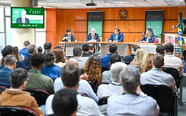 CVM e Fenasbac abrem inscrições para o LEAP 2026