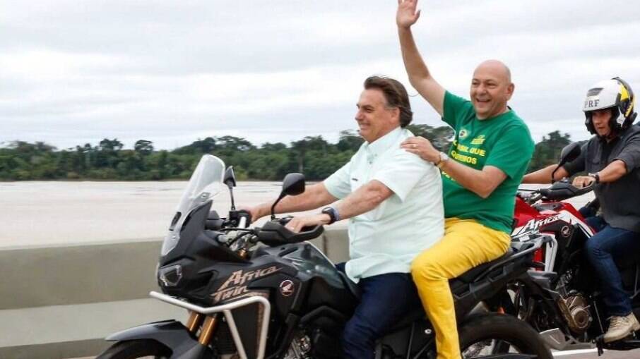 Jair Bolsonaro e o empresário Luciano Hang