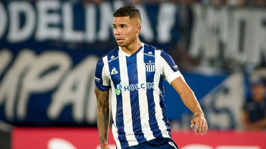 Miguel Navarro, lateral-esquerdo venezuelano do Talleres Miguel Navarro, lateral-esquerdo venezuelano do Talleres