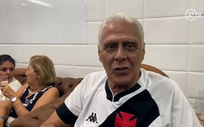 Roberto Dinamite, ídolo do Vasco, passa por nova cirurgia e agradece nas redes sociais: 'Um sucesso'