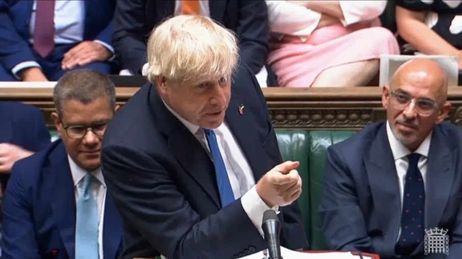 Boris Johnson em seu discurso derradeiro no Parlamento britânico