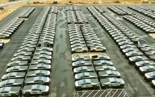 Em
crise, Tesla cria "cemitério" de carros não vendidos