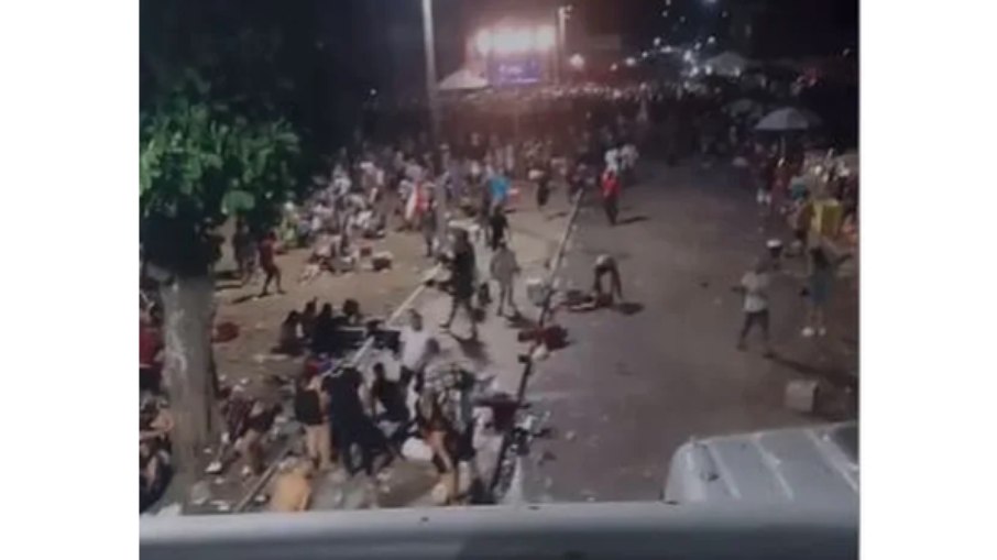 Tiroteio no Carnaval em Magé, na Baixada Fluminense (RJ)