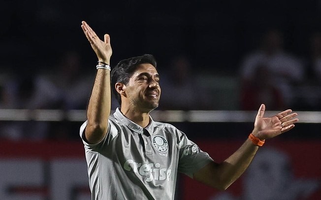 Abel Ferreira, do Palmeiras, foi nomeado como um dos melhores técnicos do mundo 