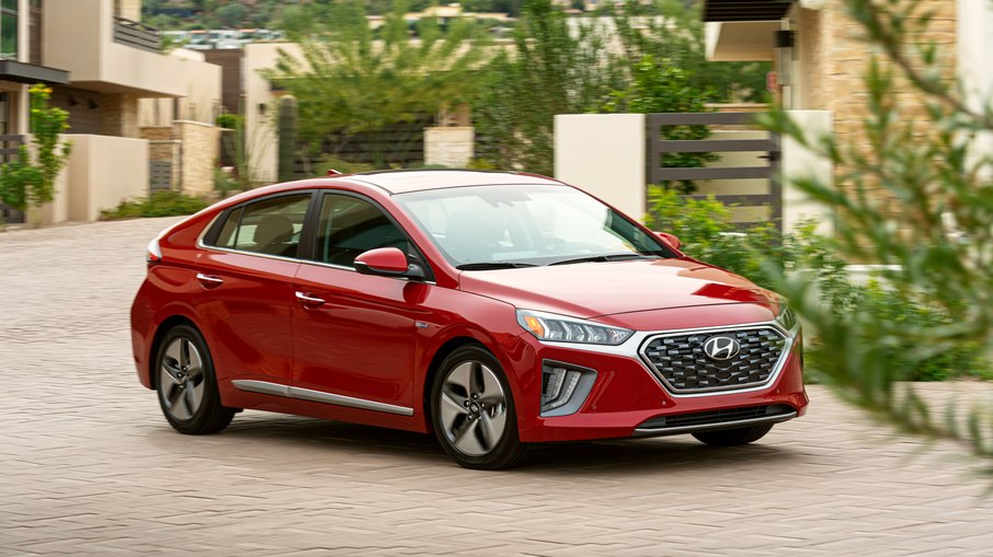 Hyundai Ioniq da primeira geração chega ao Brasil para fortalecer estratégia de eletrificação