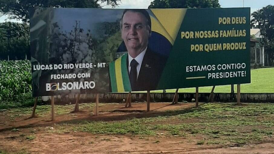 Outdoor em Lucas do Rio Verde (MT) em apoio ao presidente Jair Bolsonaro (22/03/2022)