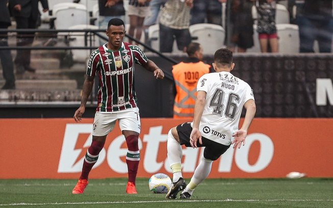 Marquinhos justifica derrota por 3 a 0: ‘Chance que tiveram foi em erro nosso’