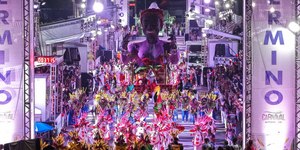 Escolas de Samba de Niterói brilham no segundo dia de desfile