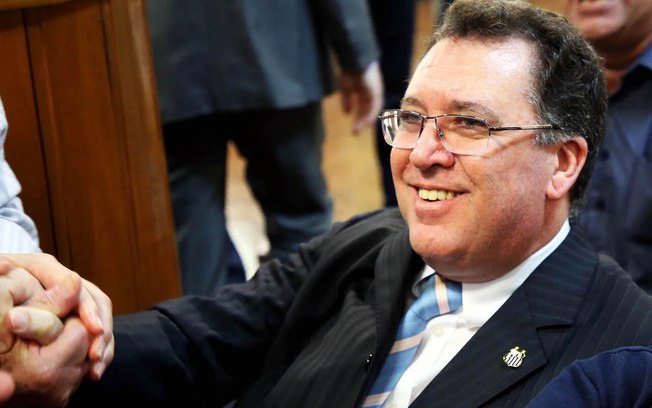 Dívida por Rollheiser está entre as pagas pelo Santos nesta terça Dívida por Rollheiser está entre as pagas pelo Santos nesta terça