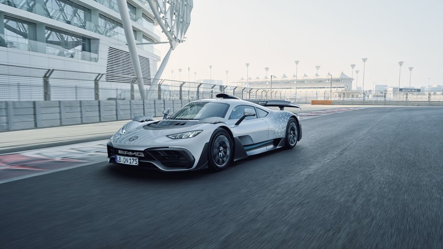 Mercedes-AMG One traz todo aparato tecnológico dos carros de corrida mais avançados que existem hoje em dia