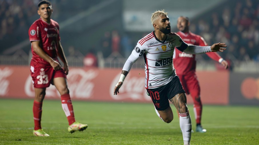 Flamengo sai na frente, mas cede empate ao Ñublense pela Libertadores