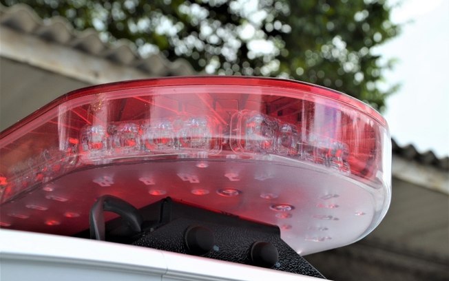 Homem é flagrado com dezenas de sacos de laranja furtados de fazenda na região Homem é flagrado com dezenas de sacos de laranja furtados de fazenda na região