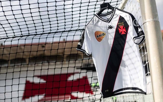 Vasco está perto de fechar com novo patrocinador