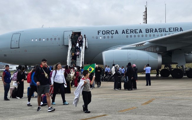 Quinto voo de repatriação chega do Líbano a São Paulo