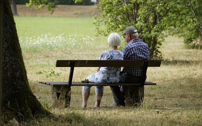 Osteoartrite é doença comum em idosos com mais de 65 anos