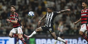 Flamengo tropeça e perde chance de confirmar título brasileiro