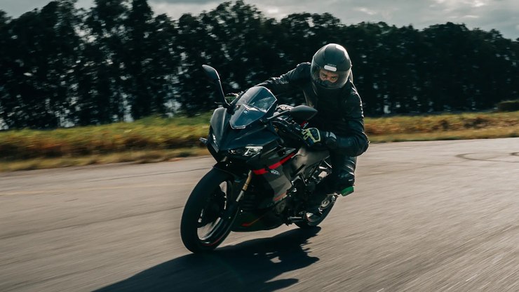 Shineray lança SBM 250S no Brasil e amplia presença esportiva