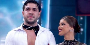 Detalhe faz Alvaro Xaro desabar no choro na Dança dos Famosos