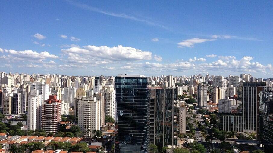 Previsão do tempo desta quinta-feira (8) em São Paulo 