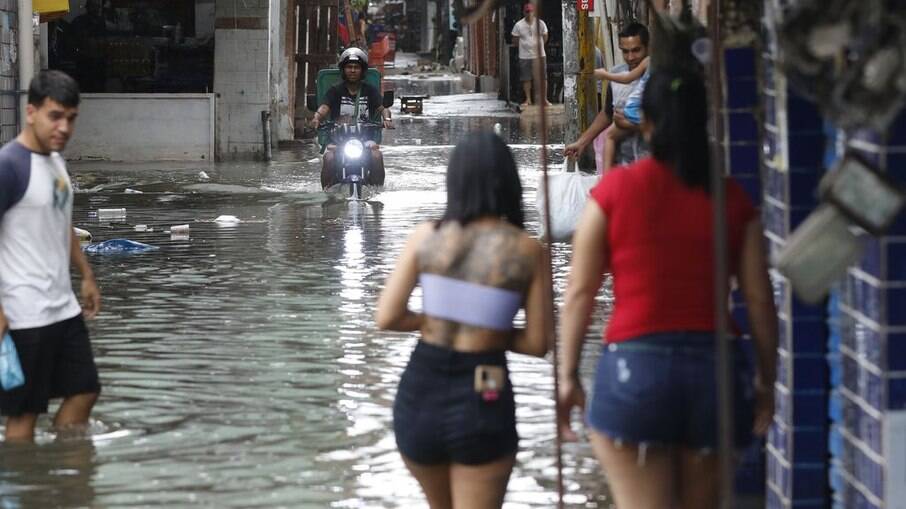 Chuvas causaram estragos em diferentes regiões do Rio de Janeiro