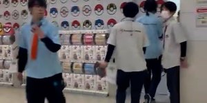 Funcionária é morta a facadas em loja da Pokémon em Tóquio