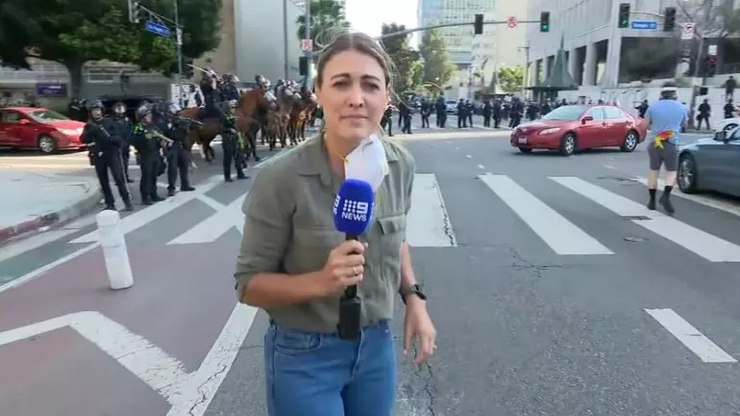 Repórter é baleada em protesto contra Trump; veja o vídeo