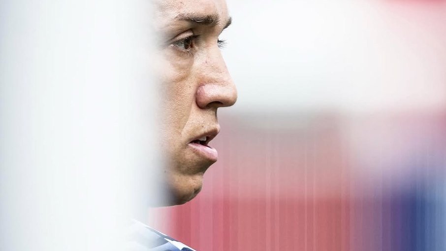 Muslera ficará marcado por mais uma Copa com falhas