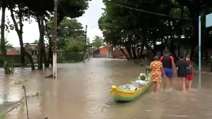 Chuvas em Alagoas deixam mortos, desaparecidos e desabrigados