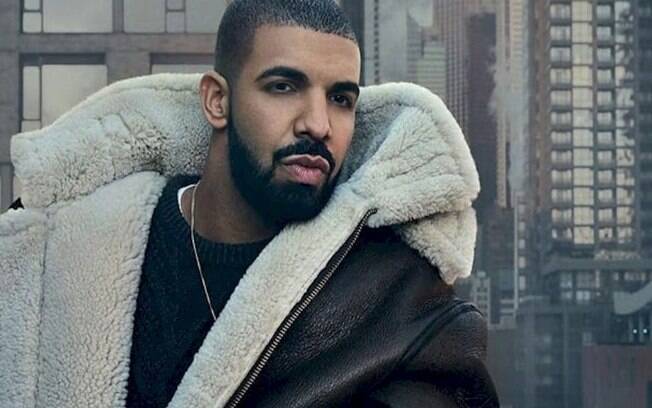 Drake gasta mais de R$ 5 milhões com chuva de dinheiro em boate