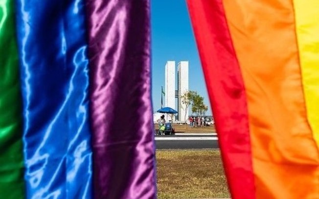 Parada do Orgulho LGBTQIA de Brasília terá trio do MDB Diversidade no próximo domingo (6) Parada do Orgulho LGBTQIA de Brasília terá trio do MDB Diversidade no próximo domingo (6)