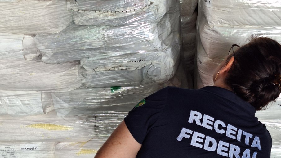 A droga estava oculta em um carregamento de resina de hidrocarboneto