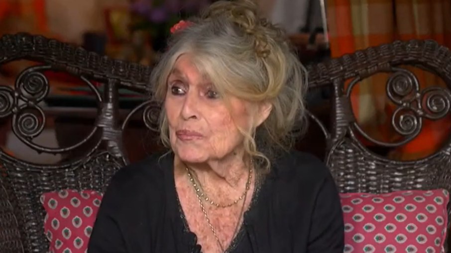 Brigitte Bardot é internada às pressas