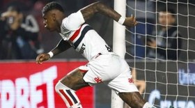 Vasco domina Fortaleza e conquista vitória importante