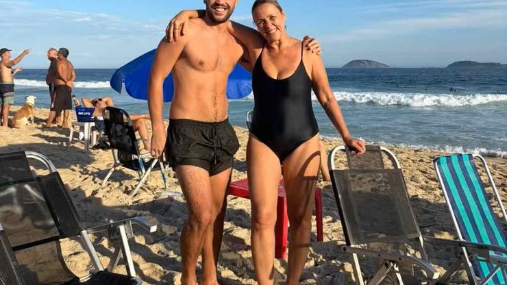 Filho de Pedro Bial chama atenção por semelhança com o pai