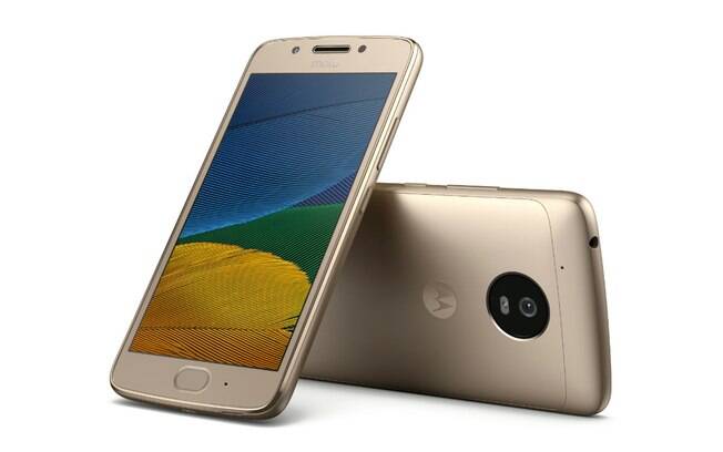 Moto G5 possui Android 7.0 Nougat, câmera traseira de 13 megapixels e câmera frontal de 5 megapixels