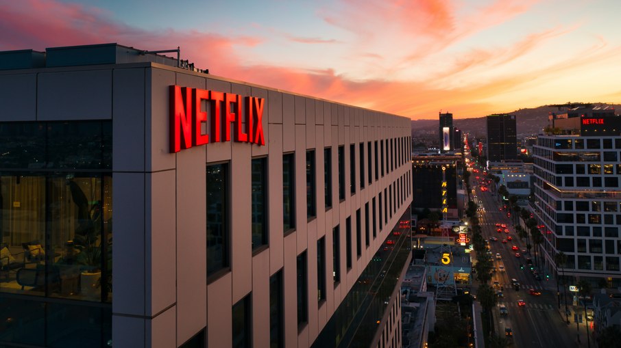 Netflix encerra plano básico no Brasil - Vista Pátria