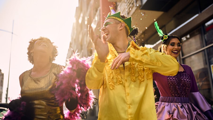 Sem ressaca: confira 5 dicas que vão revolucionar o seu jeito de curtir o Carnaval