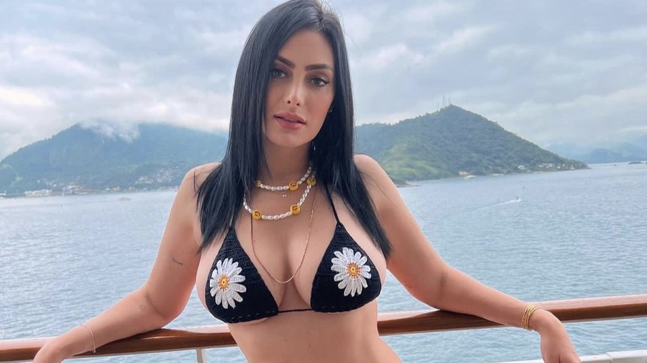 Francine Piaia é a musa do Onlyfans no Brasil