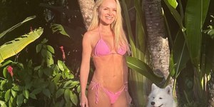 Aos 53 anos, Eliana exibe boa forma ao posar de biquíni: "Linda"