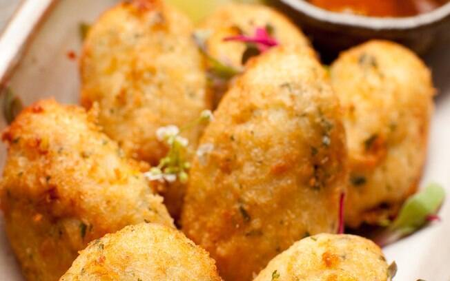 Foto da receita Bolinho de bacalhau pronta.