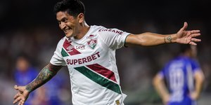Cano comemora marca de 100 gols pelo Fluminense: ‘É trabalhar que as coisas acontecem’