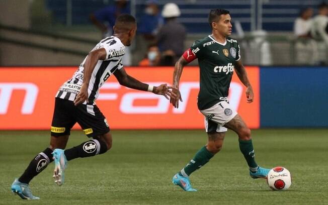 Dudu projeta força do elenco do Palmeiras como arma para vencer dérbi contra Corinthians