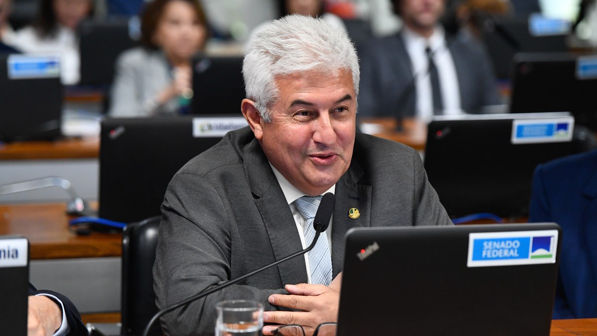 Senador Astronauta Marcos Pontes (PL-SP) em pronunciamento na Comissão de Assuntos Econômicos (CAE) do Senado Federal. Aprovação do PL 5723/2023 que Institui a Política Nacional de Economia Circular, o Sistema Nacional de Arranjos Produtivos Locais de Recuperação de Valor da Cadeia Produtiva de Produtos e Materiais Derivados de Resíduos ou Pós-Consumo, e o Programa de Incentivo à Economia Circular em âmbito federal.