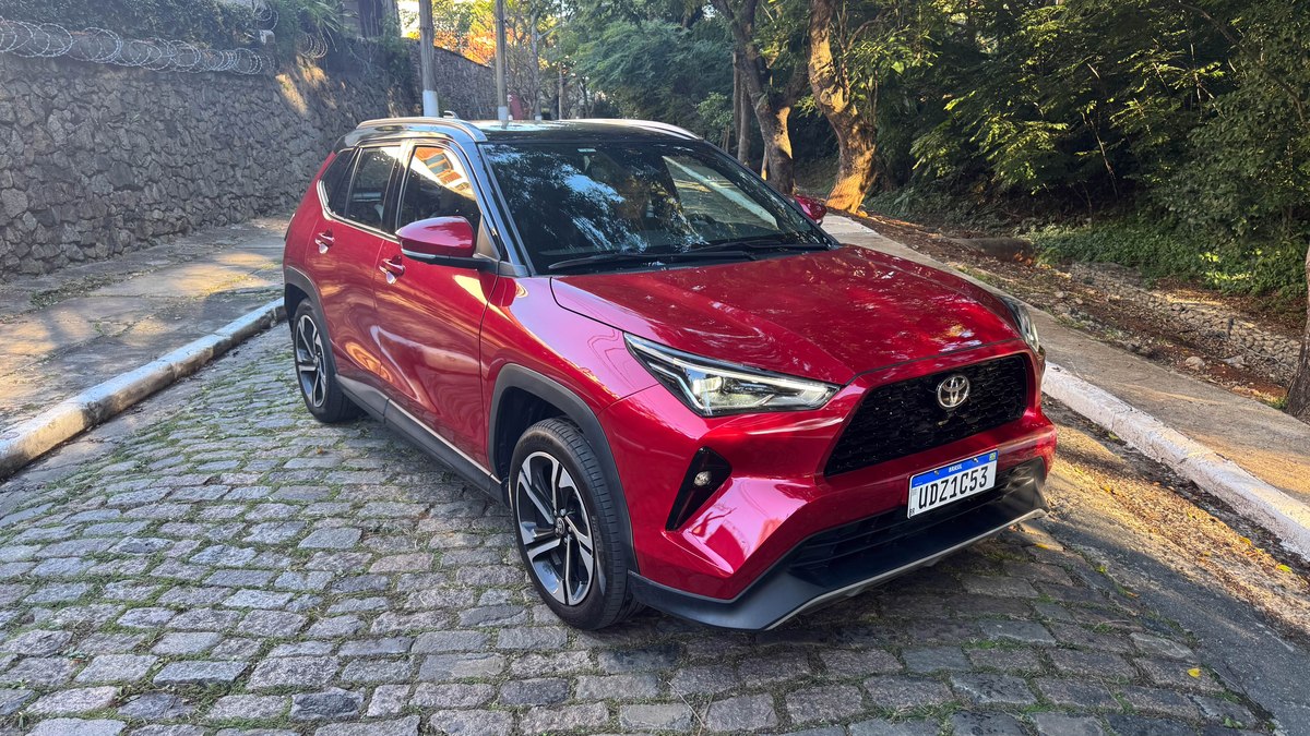 Yaris Cross Hybrid confirma eficiência como principal diferencial