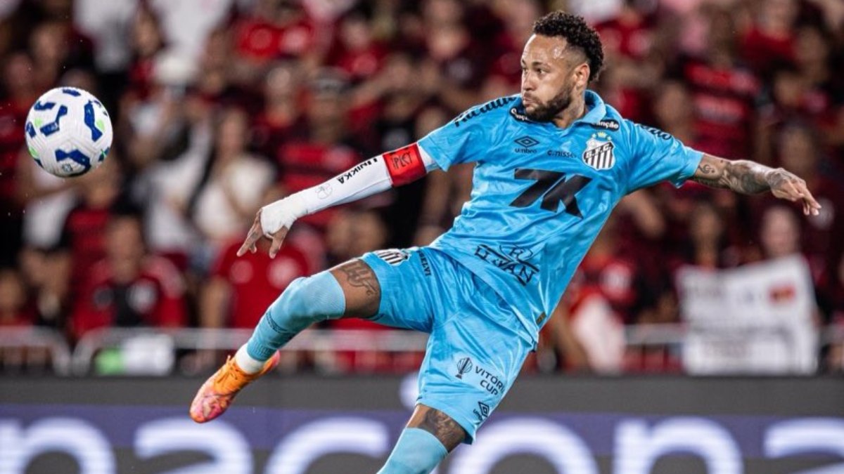 Neymar se tornou alvo de críticas pelo jogo contra o Flamengo