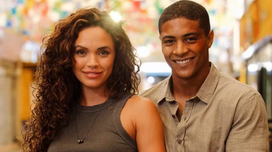 Giovana Cordeiro e Humberto Morais como Bárbara e Marlon em 'Dona de Mim' Giovana Cordeiro e Humberto Morais como Bárbara e Marlon em 'Dona de Mim'
